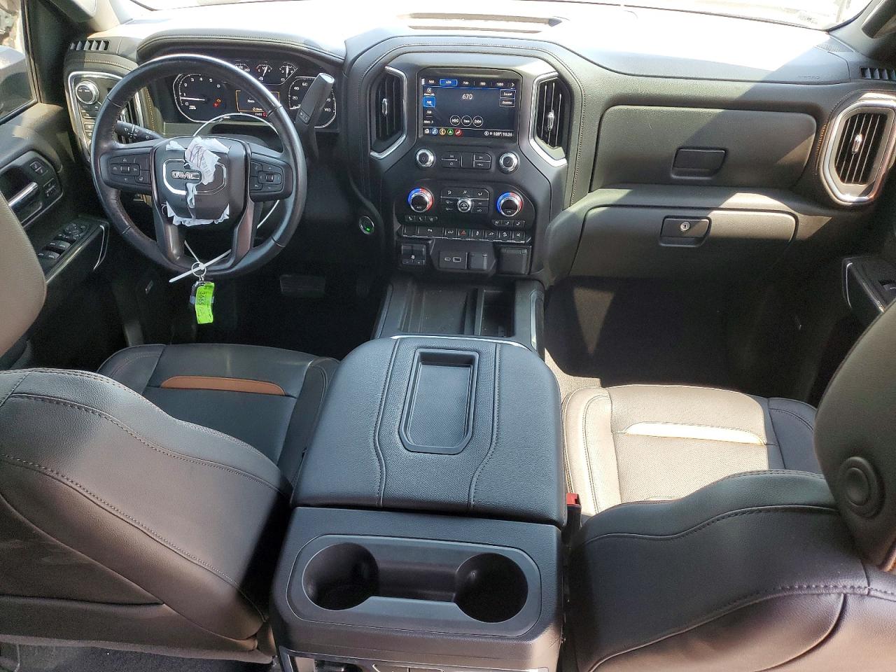 2022 GMC SIERRA