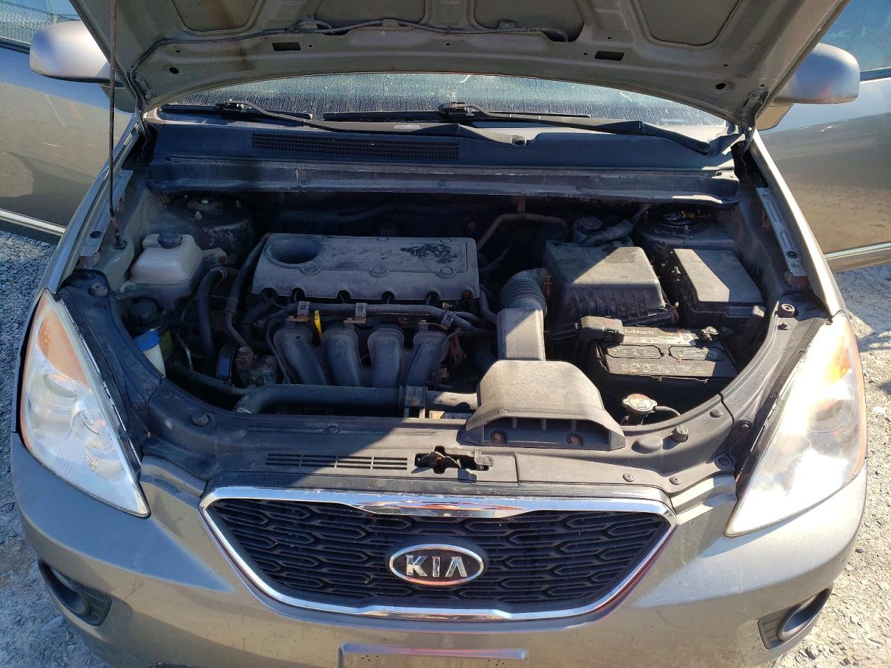 2012 KIA RONDO