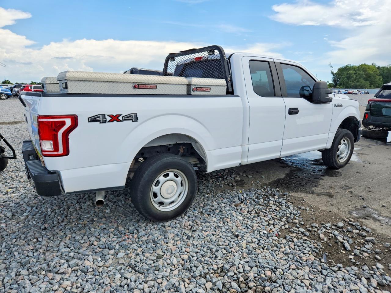 2016 FORD F150