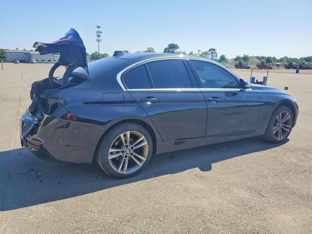 2017 BMW 3 SERIES