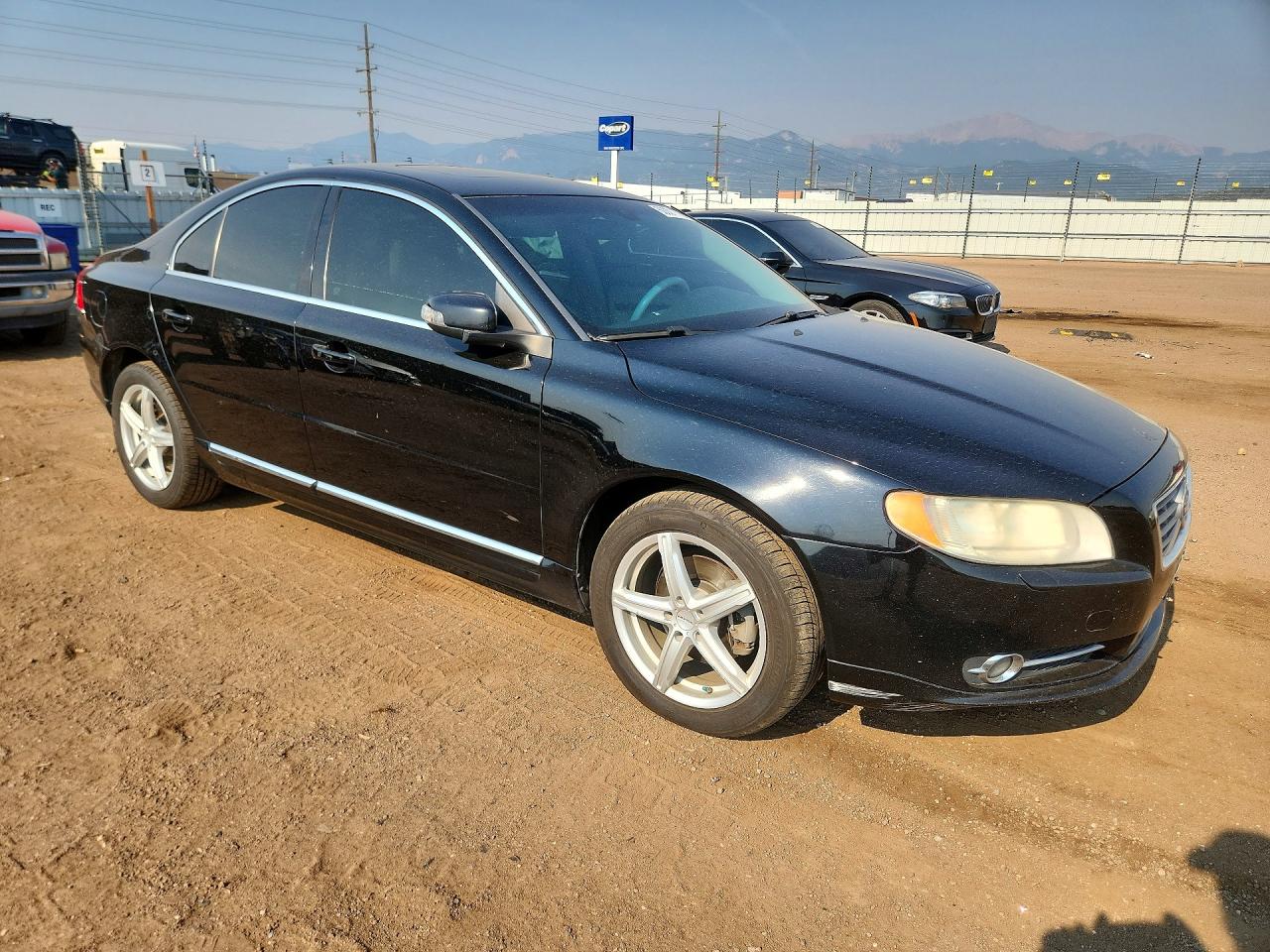 2010 VOLVO S80