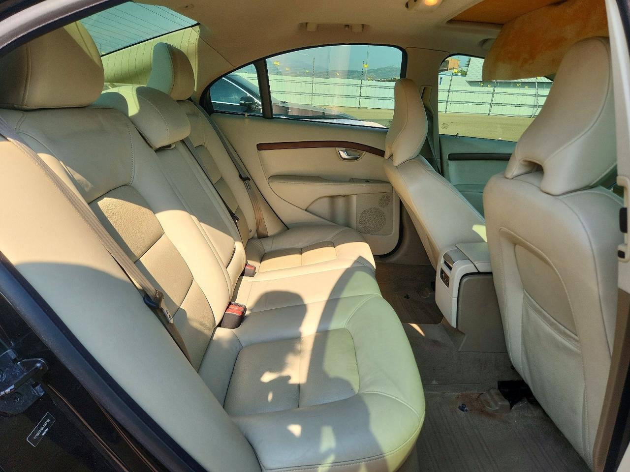 2010 VOLVO S80