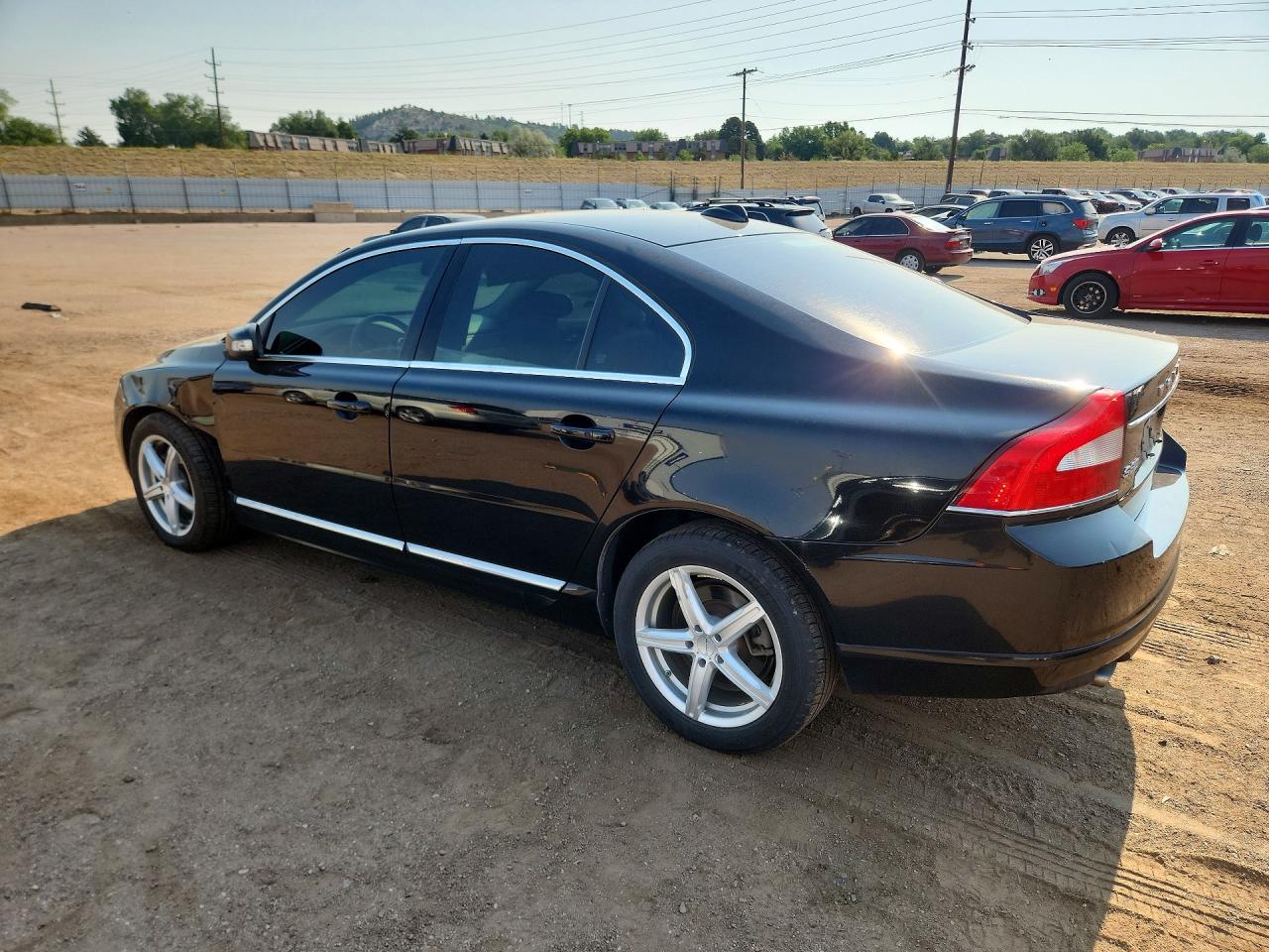 2010 VOLVO S80