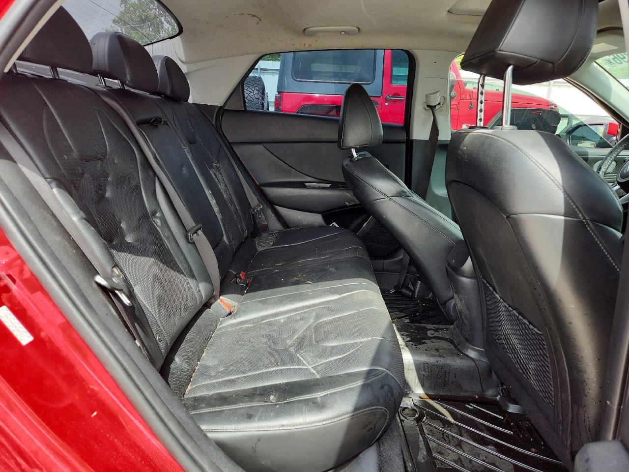 2022 HYUNDAI ELANTRA