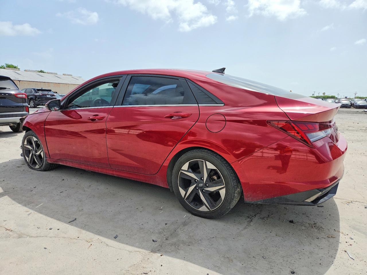 2022 HYUNDAI ELANTRA