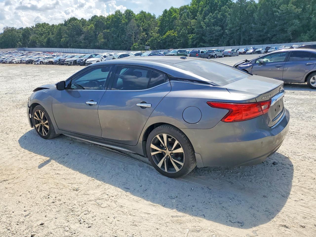 2017 NISSAN MAXIMA