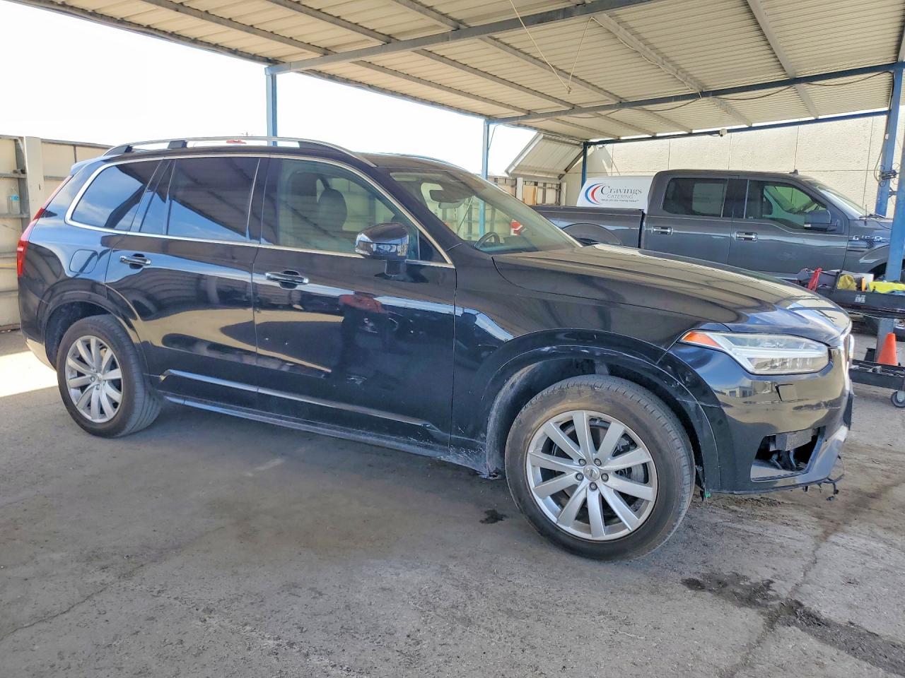 2016 VOLVO XC90