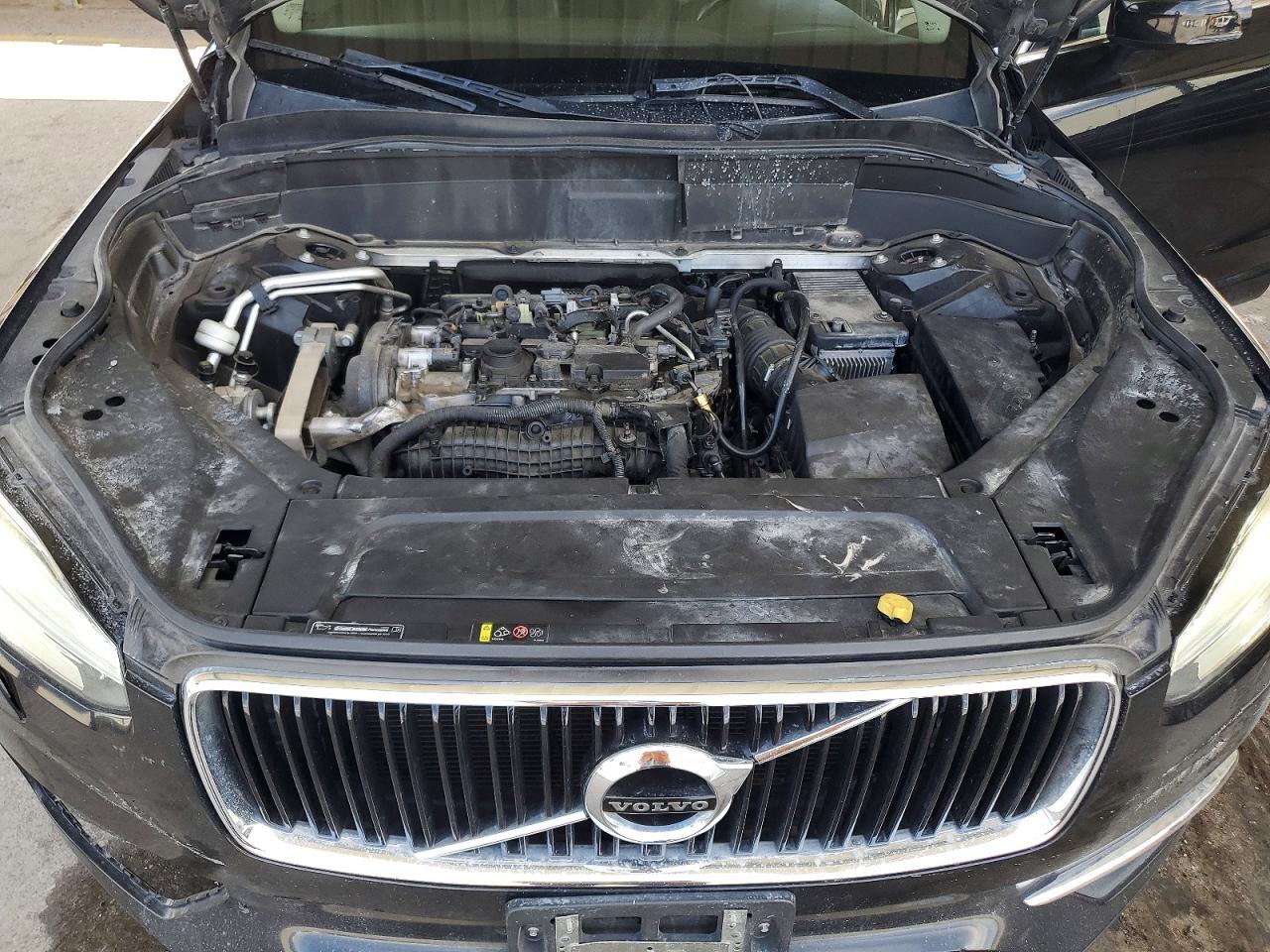 2016 VOLVO XC90