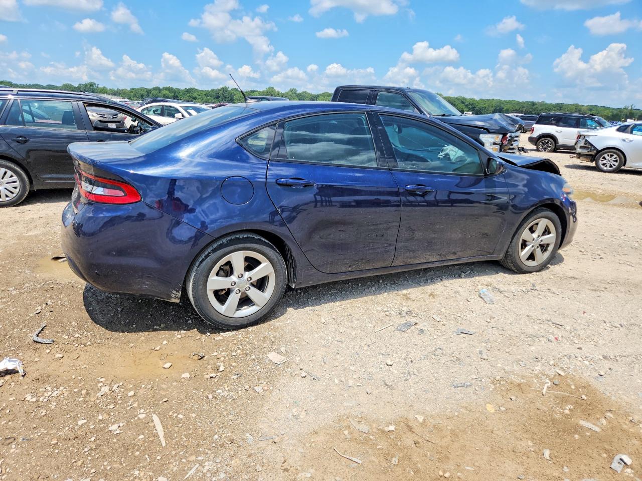 2015 DODGE DART