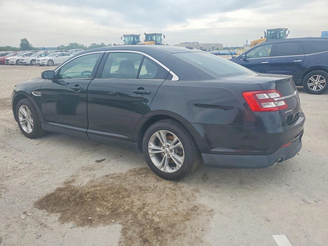 2013 FORD TAURUS