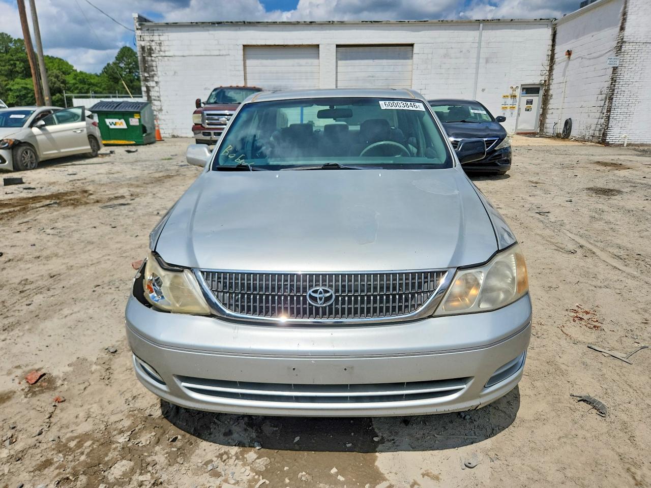 2000 TOYOTA AVALON