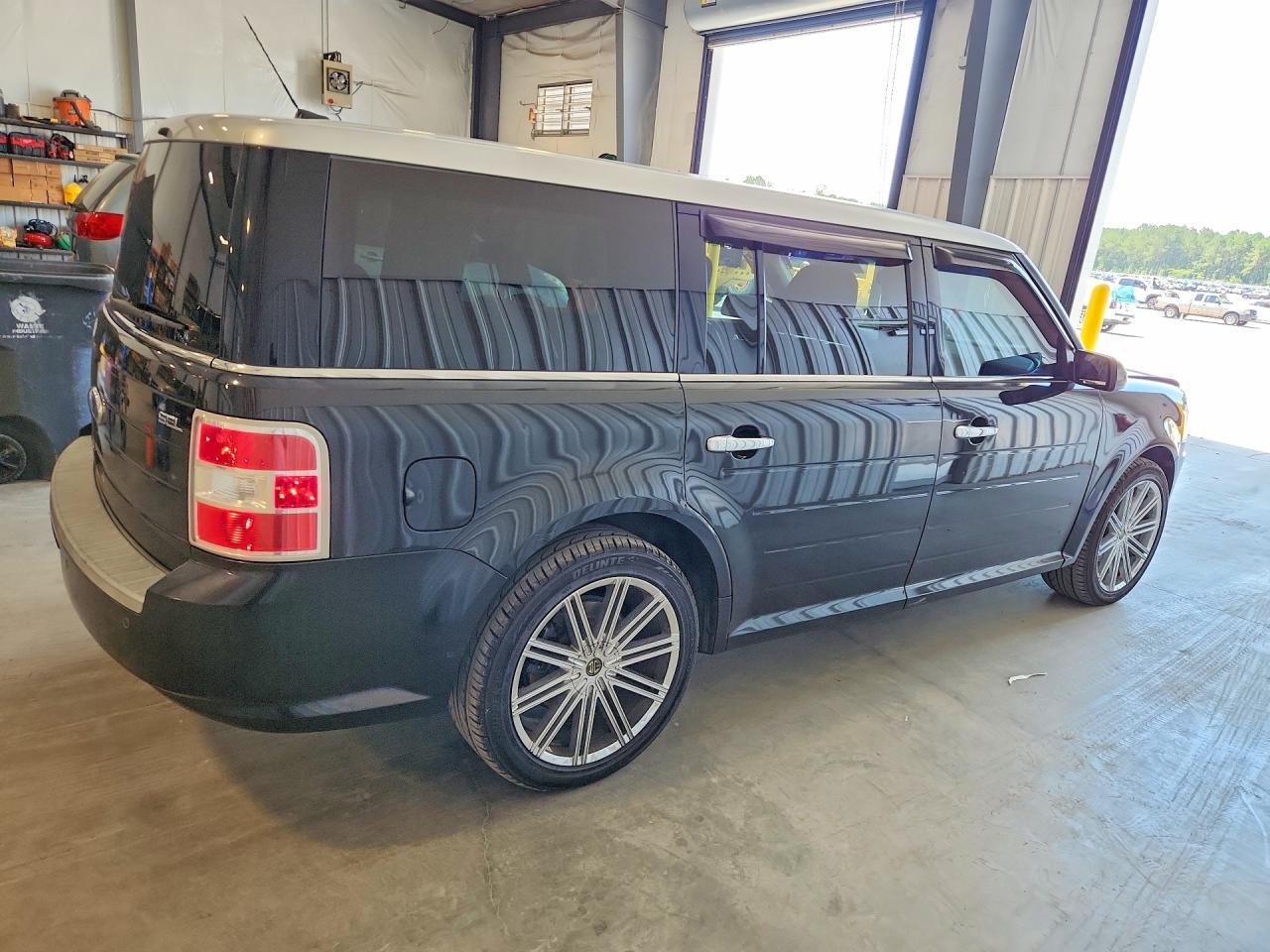2011 FORD FLEX