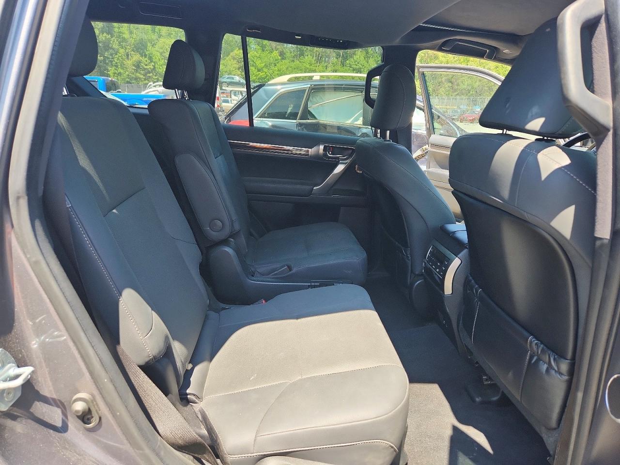 2022 LEXUS GX