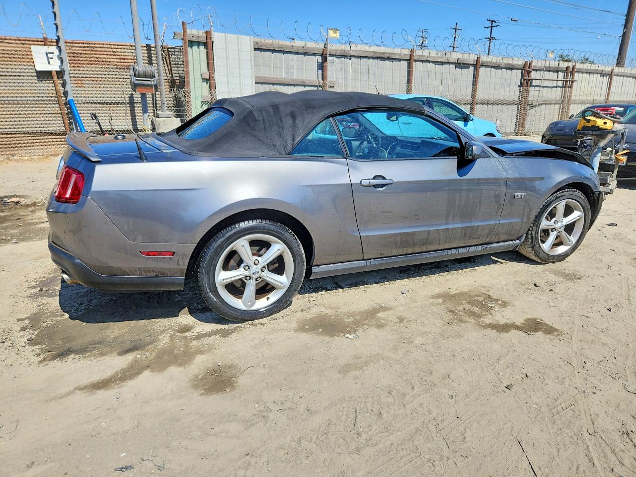 2010 FORD MUSTANG