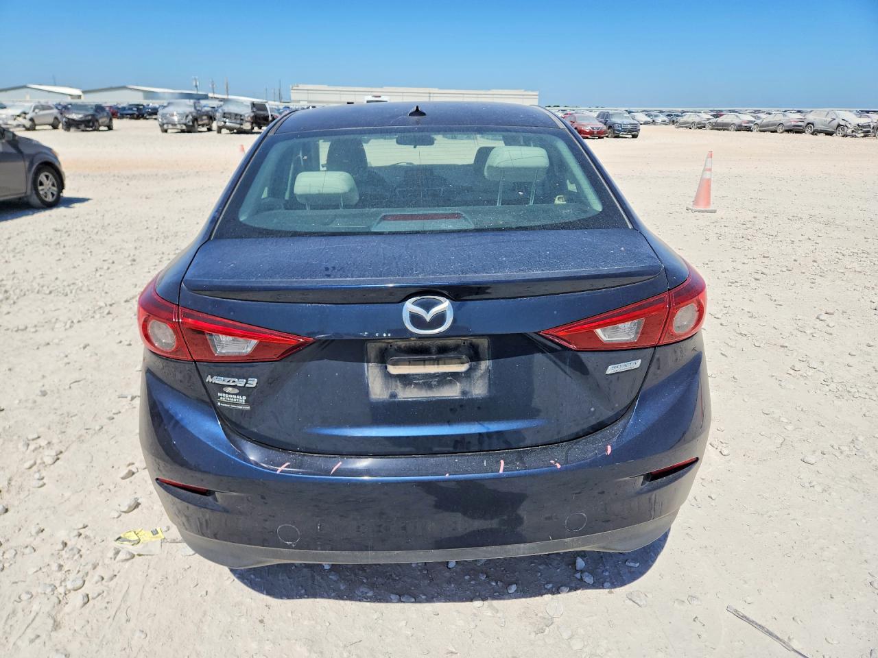 2018 MAZDA 3