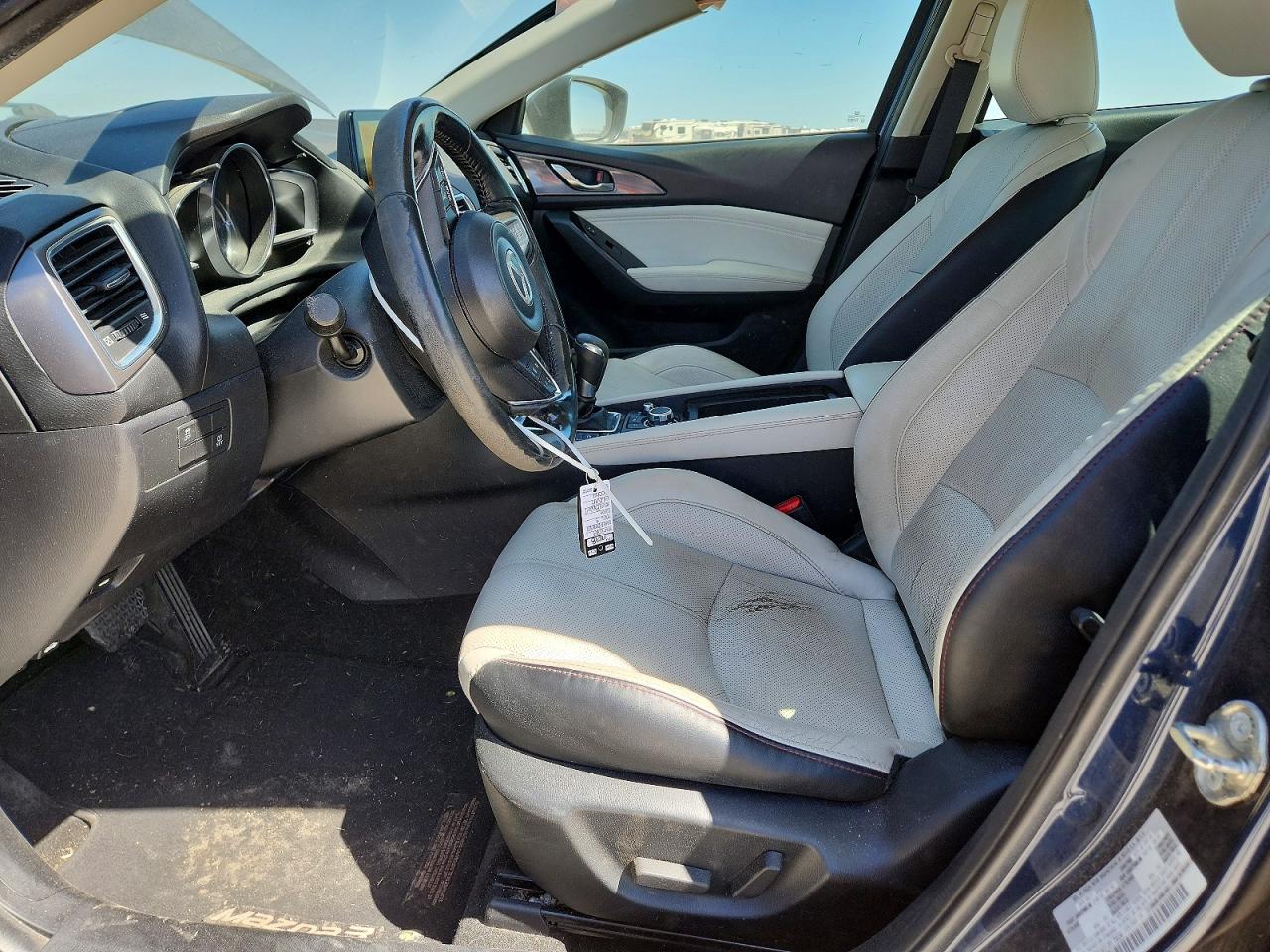 2018 MAZDA 3