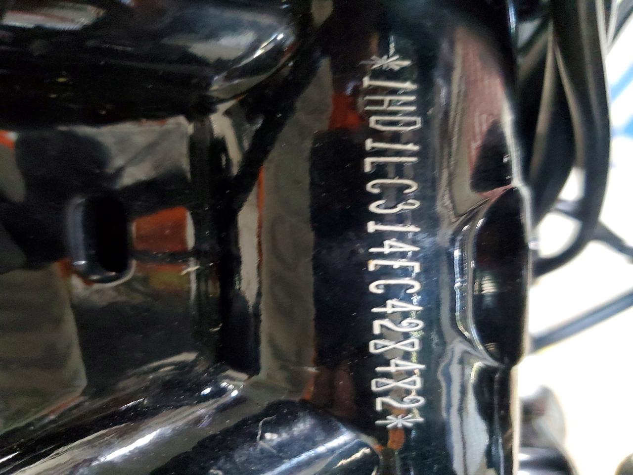 2014 HARLEY-DAVIDSON SPRTSTR120