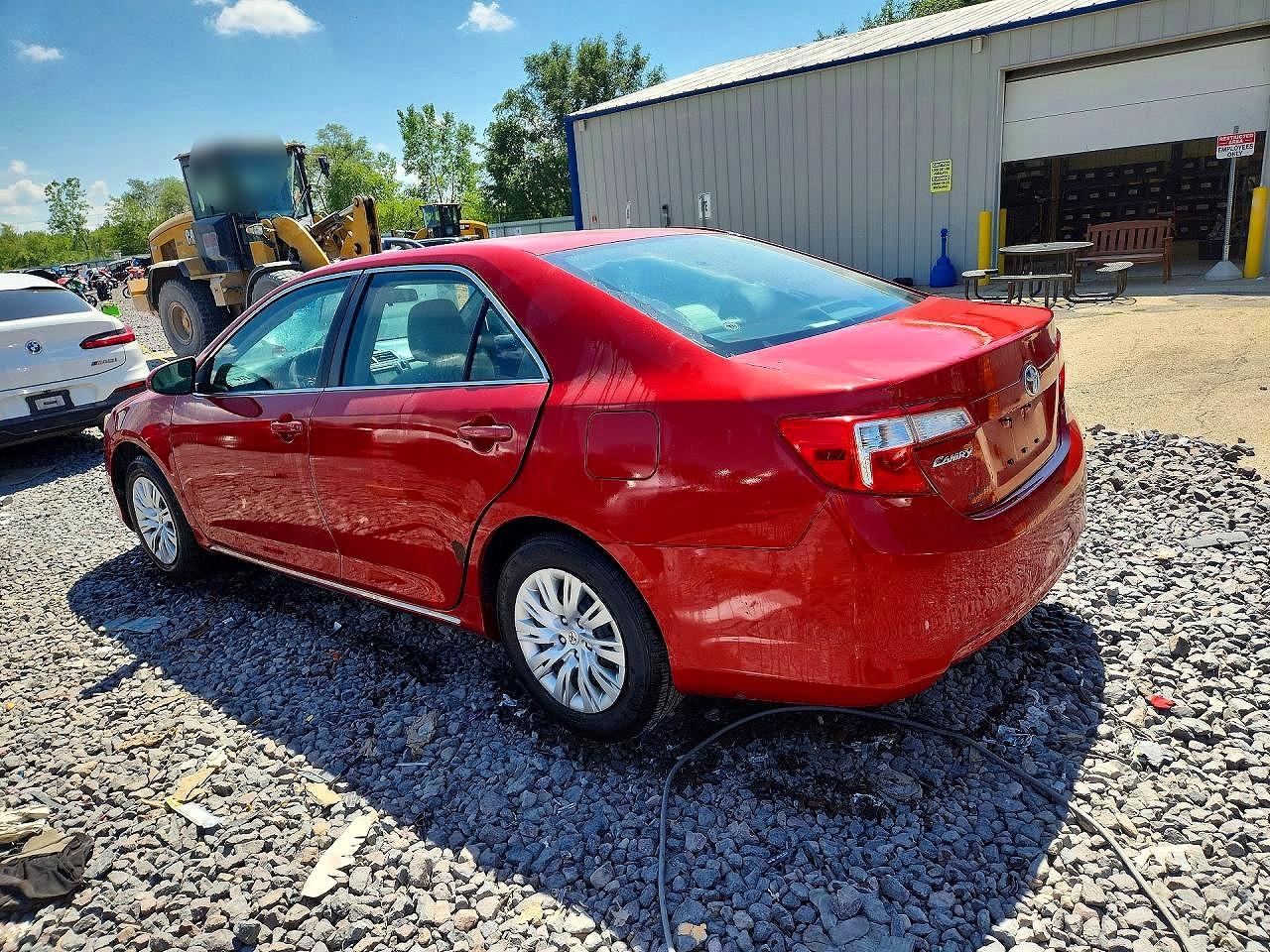 2014 TOYOTA CAMRY