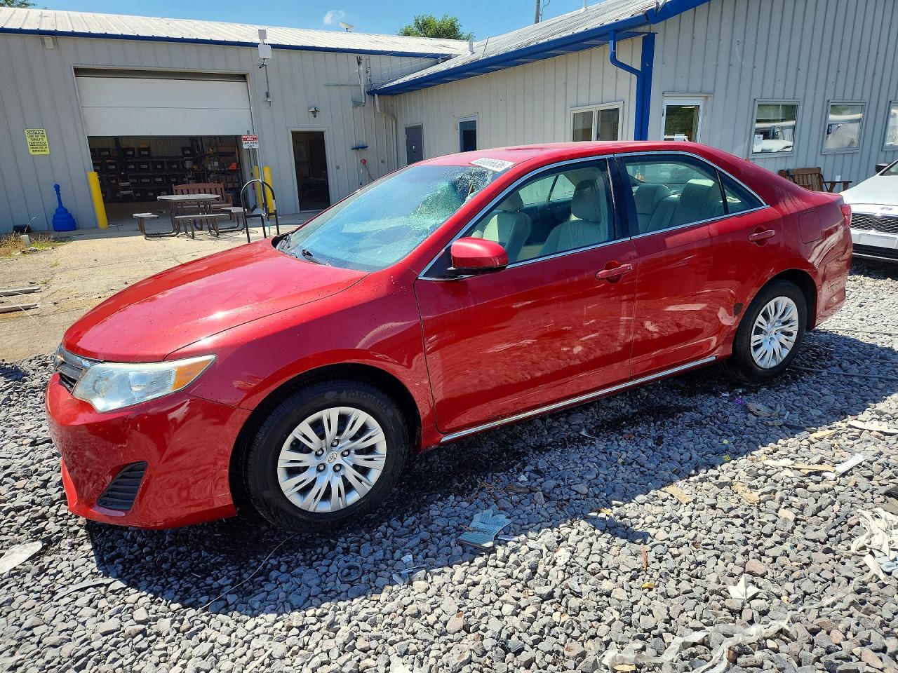 2014 TOYOTA CAMRY
