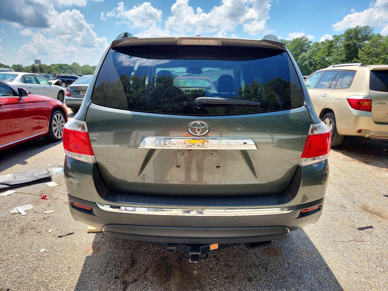 2013 TOYOTA HIGHLANDER