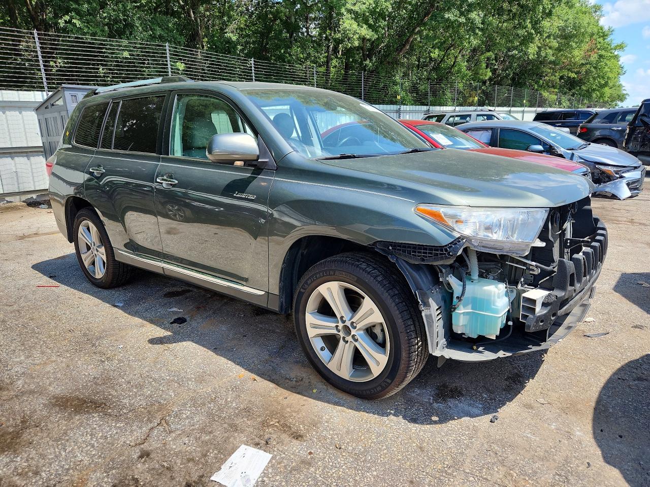 2013 TOYOTA HIGHLANDER