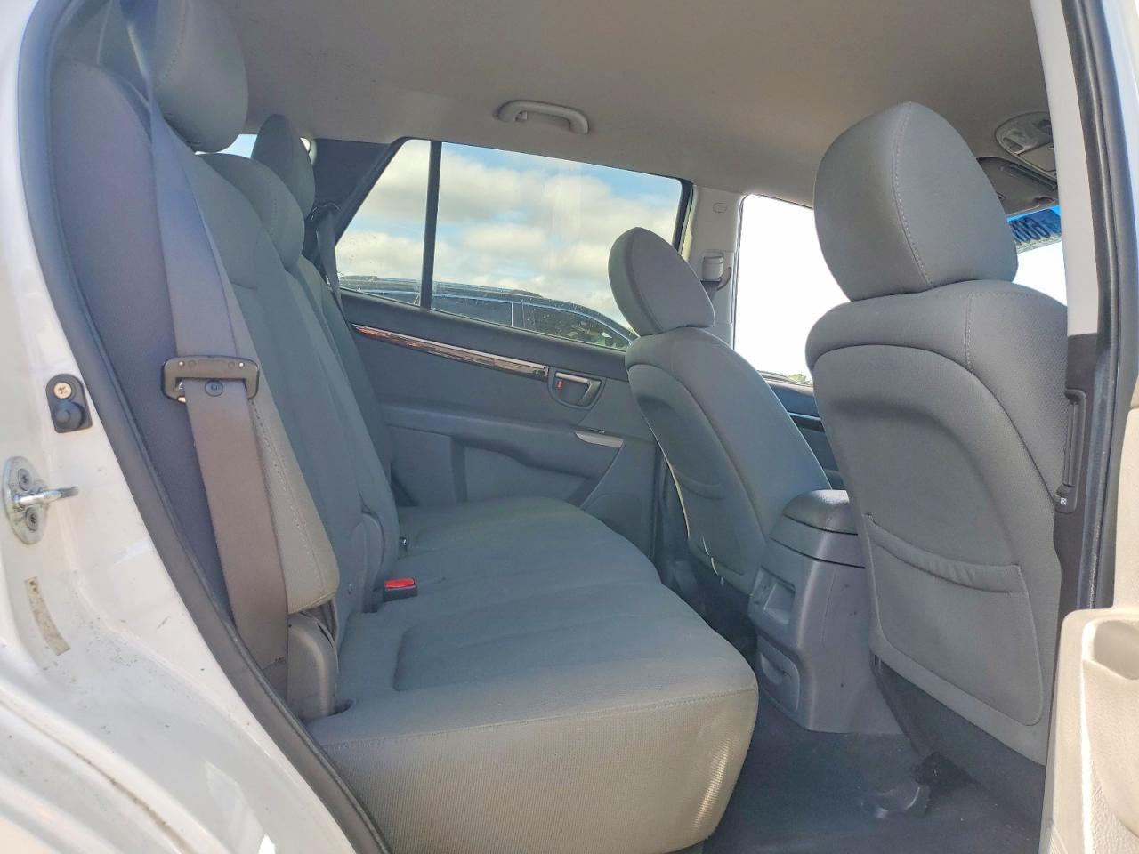2010 HYUNDAI SANTA FE