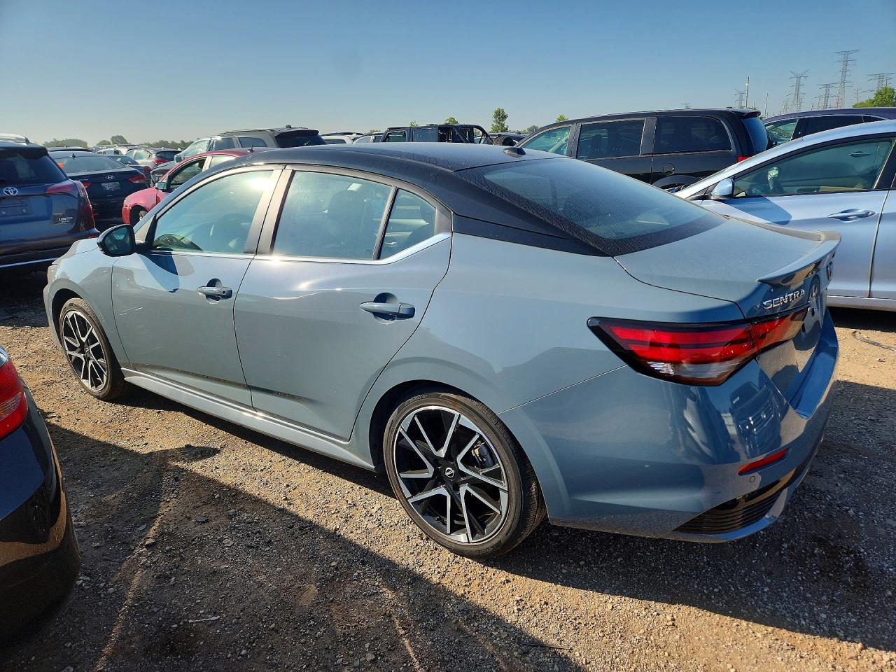 2025 NISSAN SENTRA