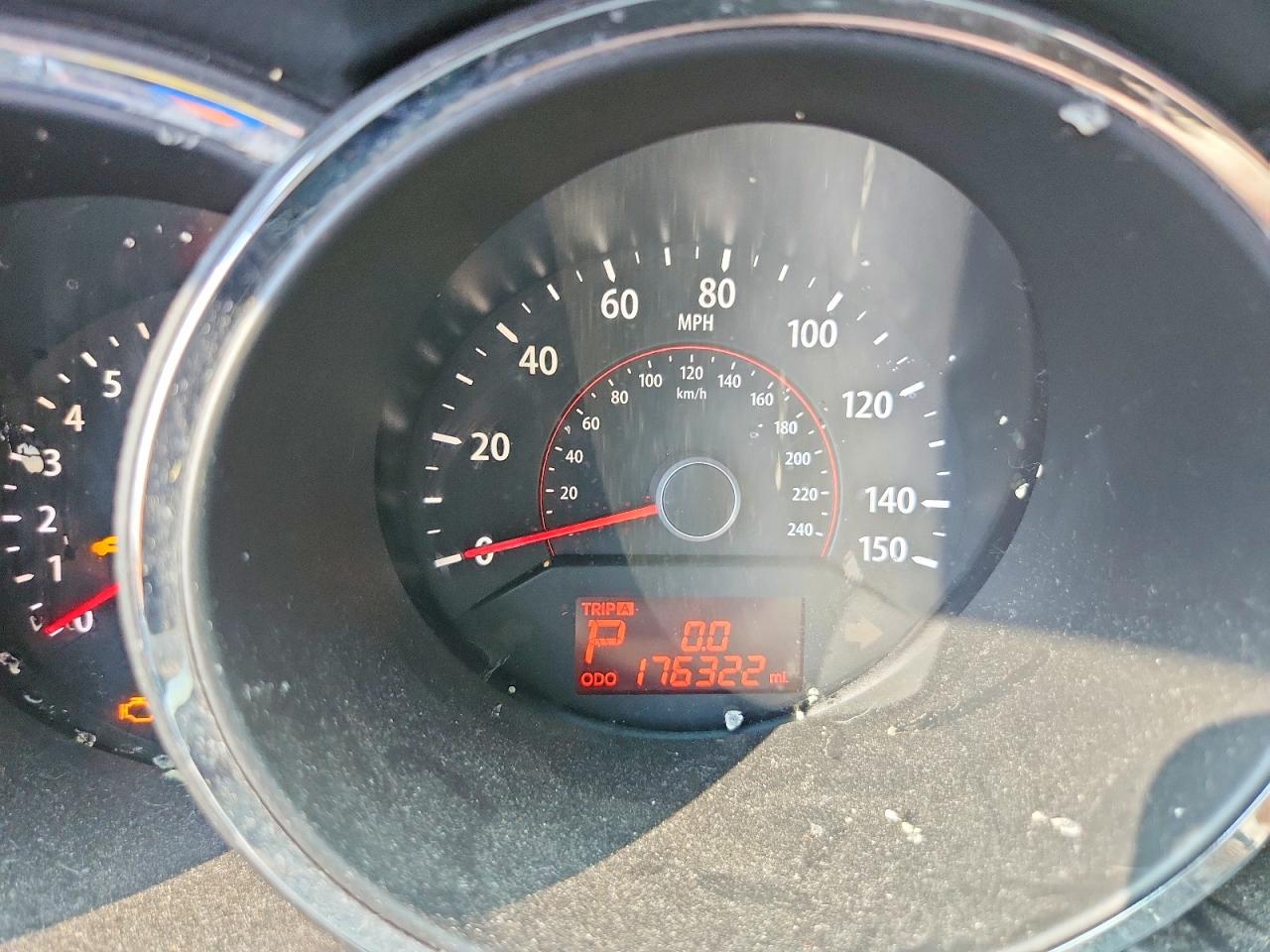 2011 KIA SORENTO