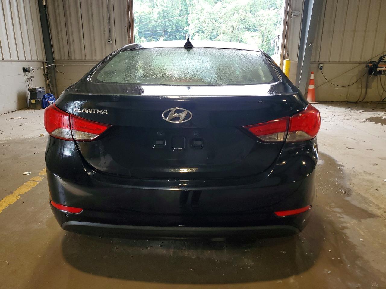 2016 HYUNDAI ELANTRA