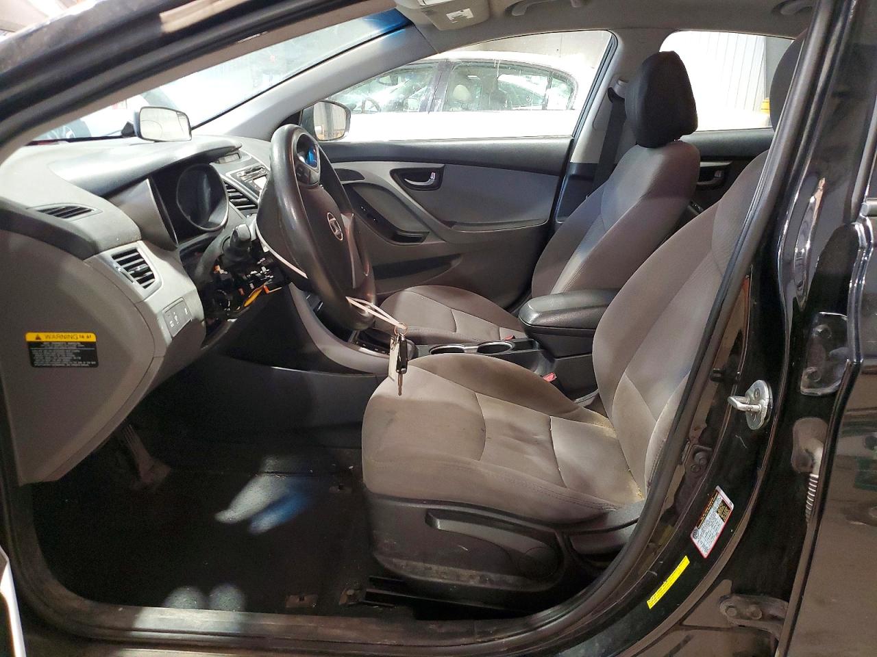 2016 HYUNDAI ELANTRA
