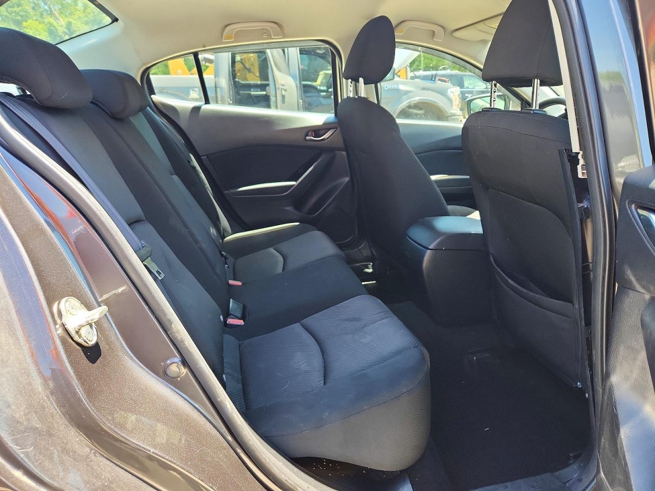2018 MAZDA 3