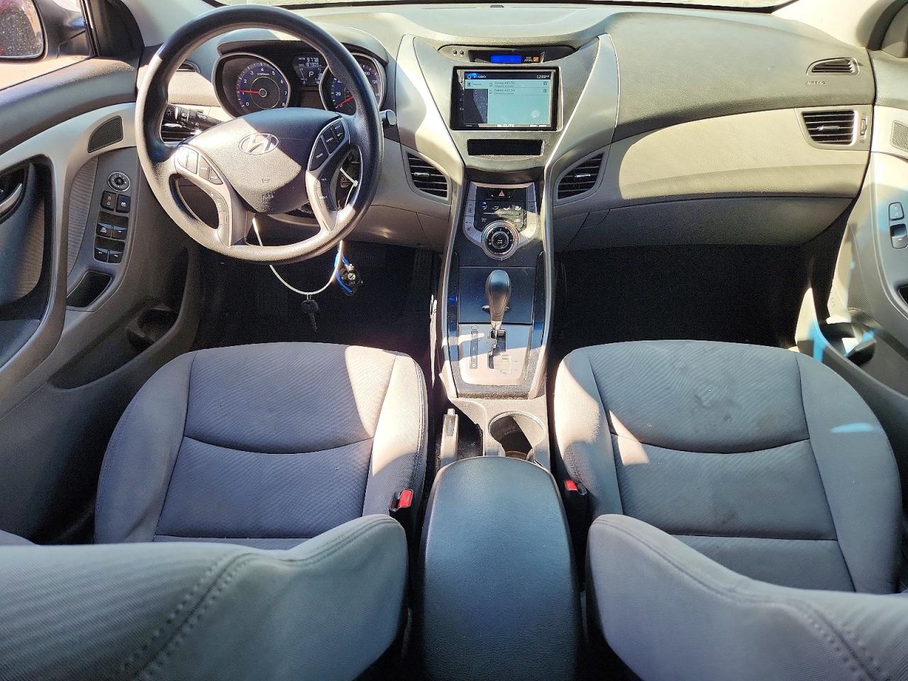 2013 HYUNDAI ELANTRA