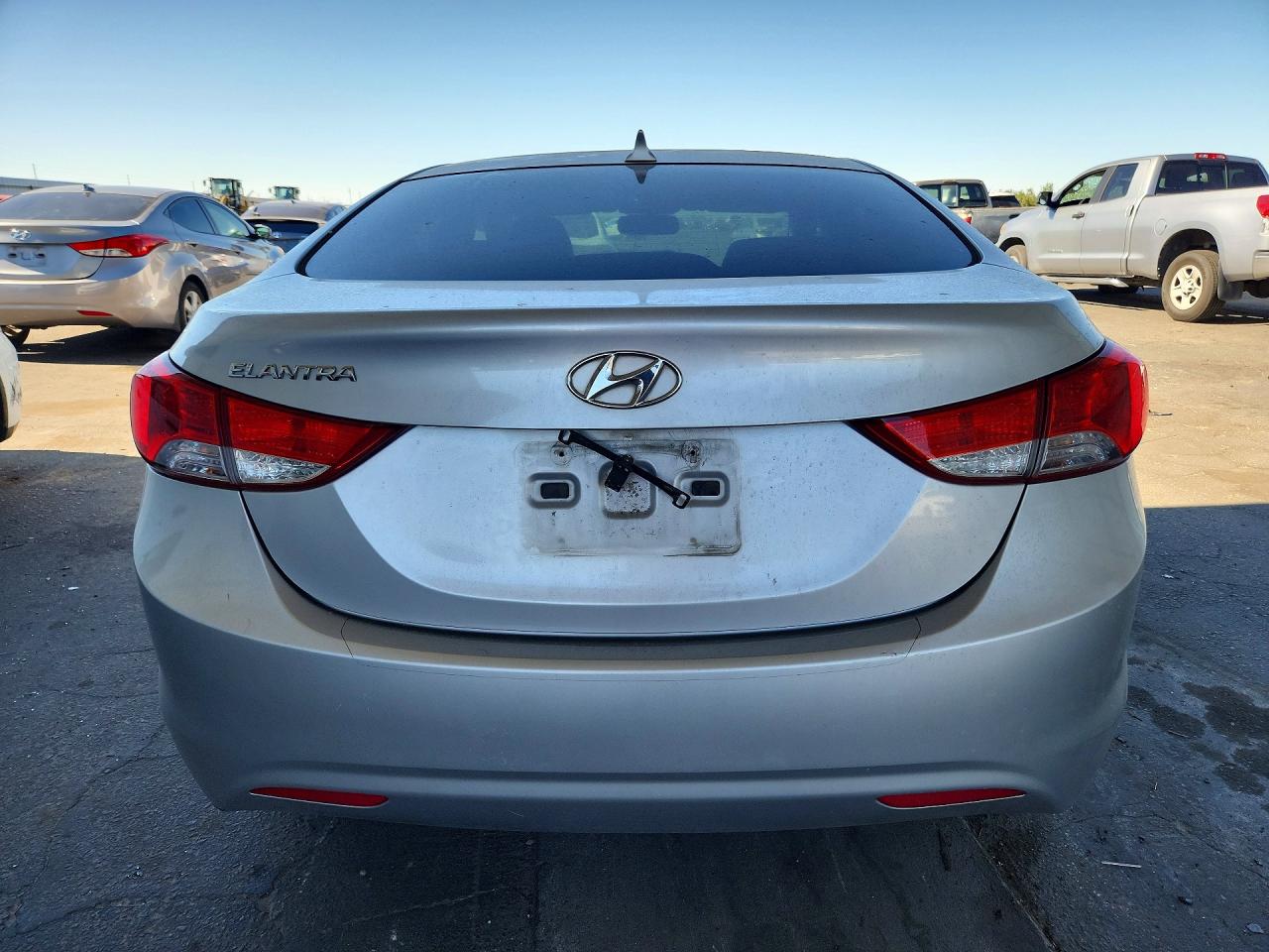 2013 HYUNDAI ELANTRA