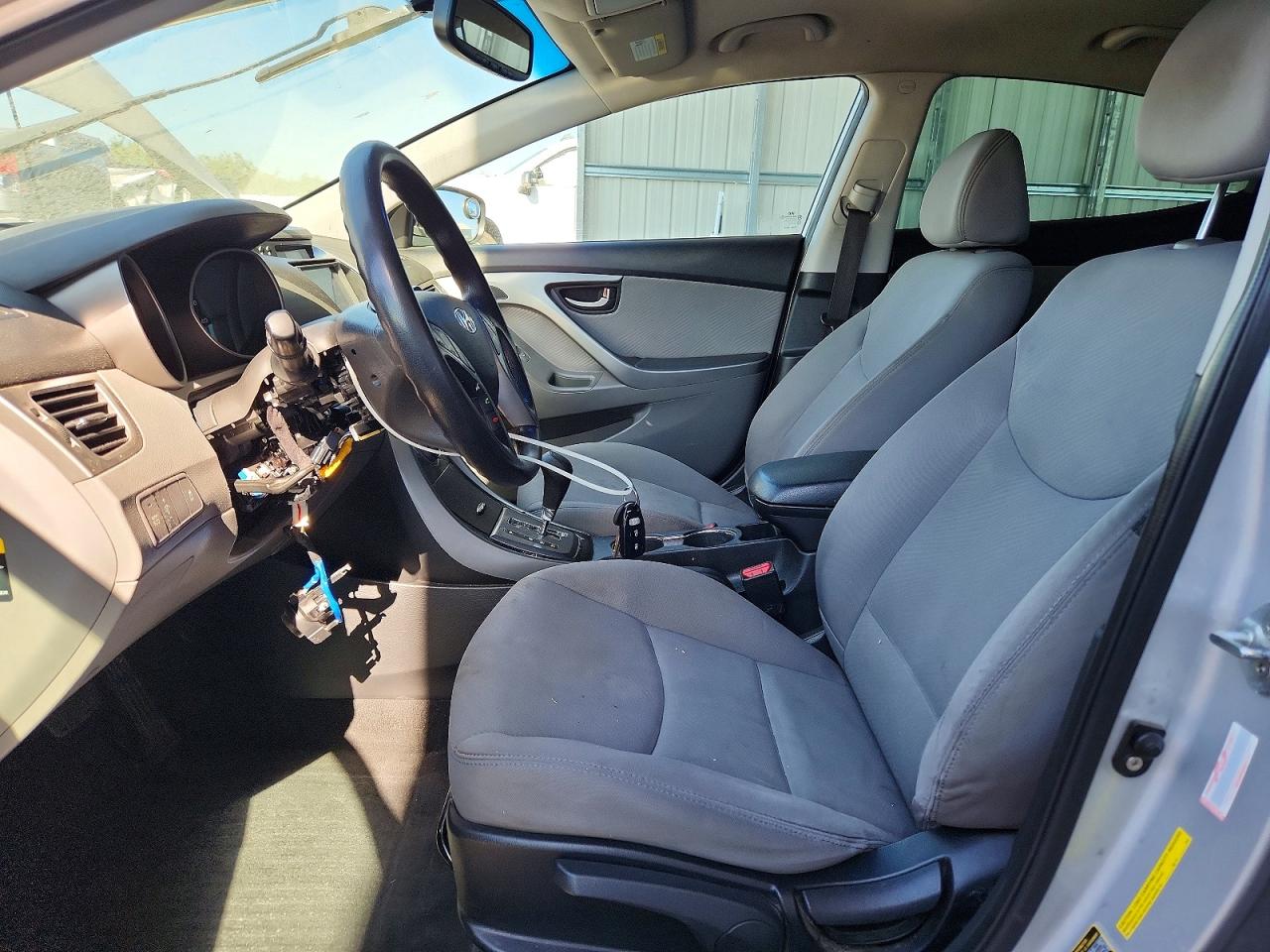 2013 HYUNDAI ELANTRA