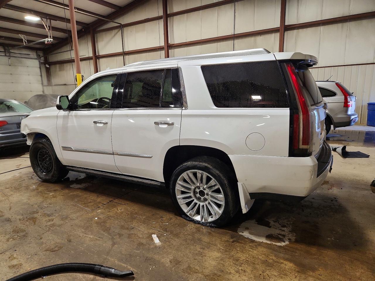 2016 CADILLAC ESCALADE