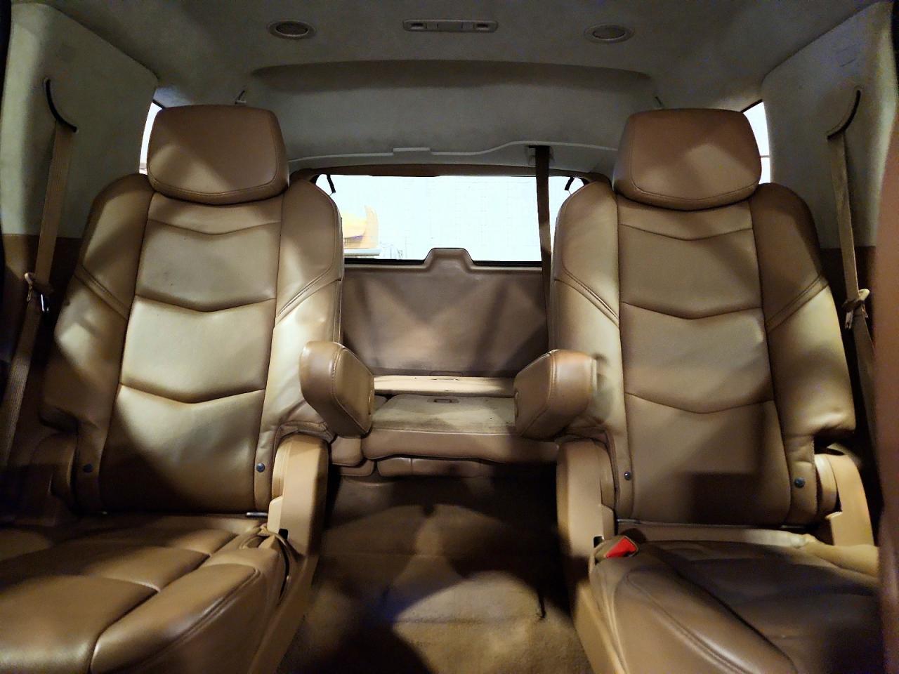 2016 CADILLAC ESCALADE