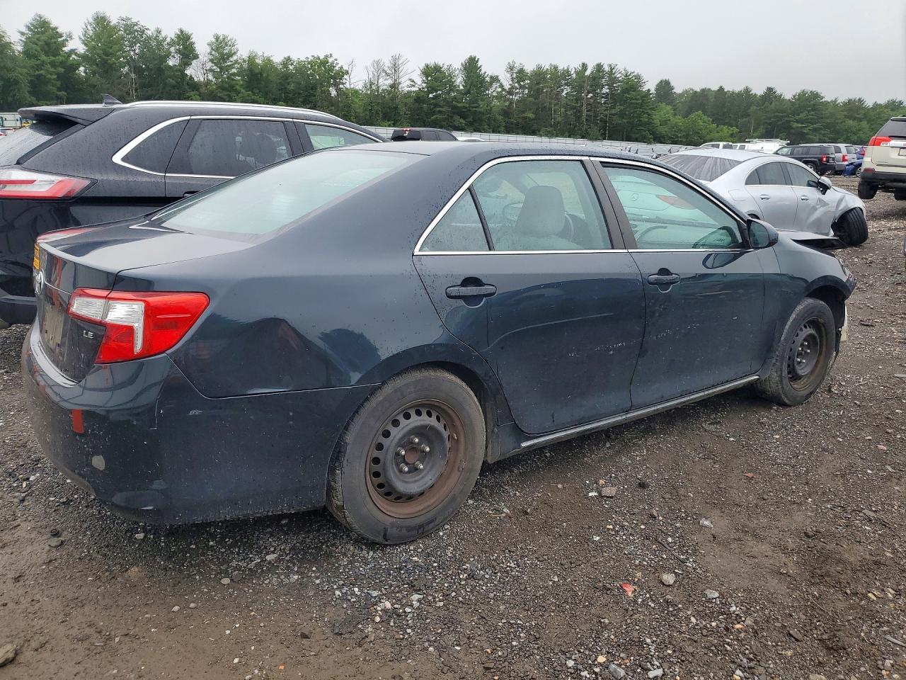 2013 TOYOTA CAMRY
