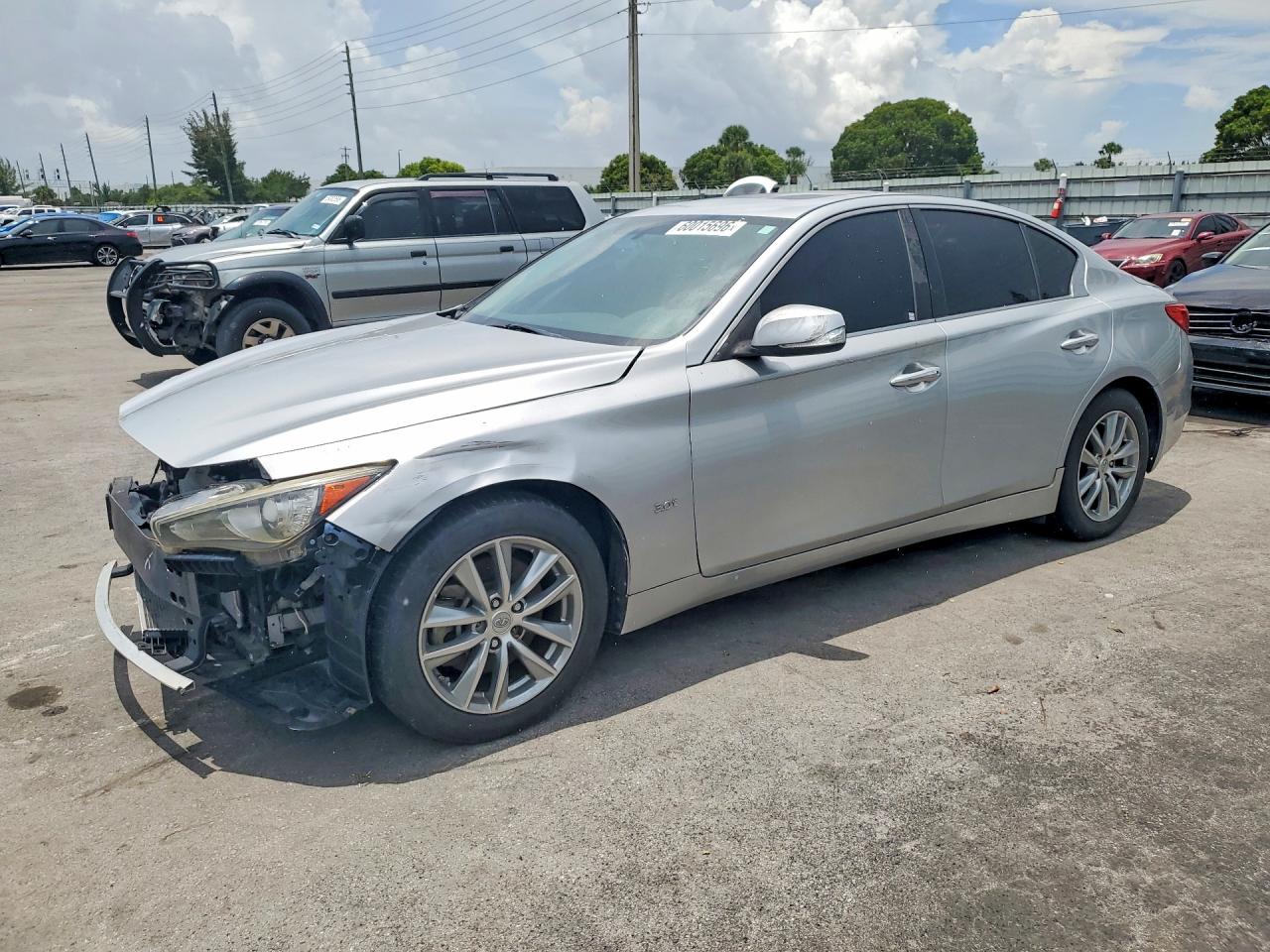 2017 INFINITI Q50
