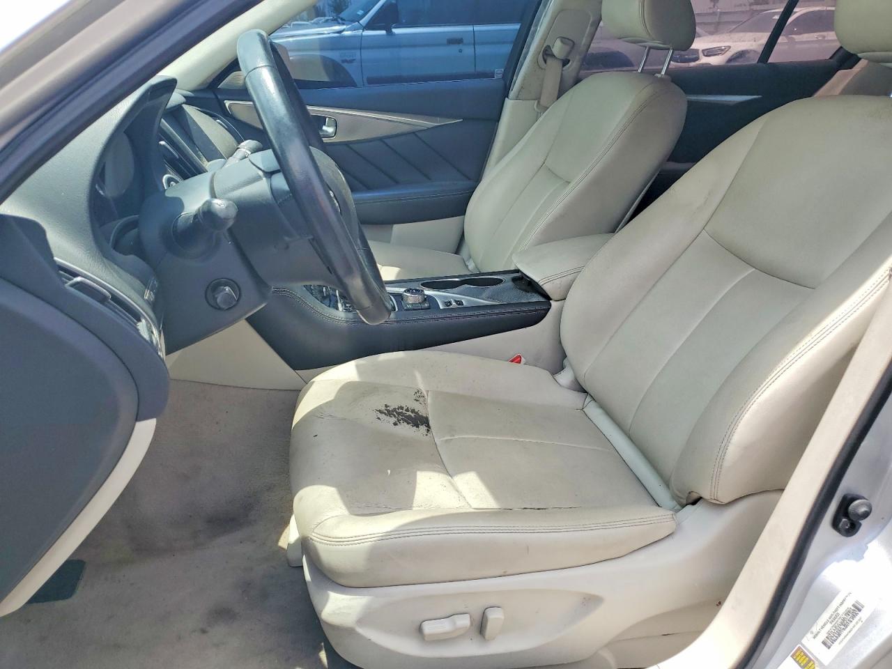 2017 INFINITI Q50
