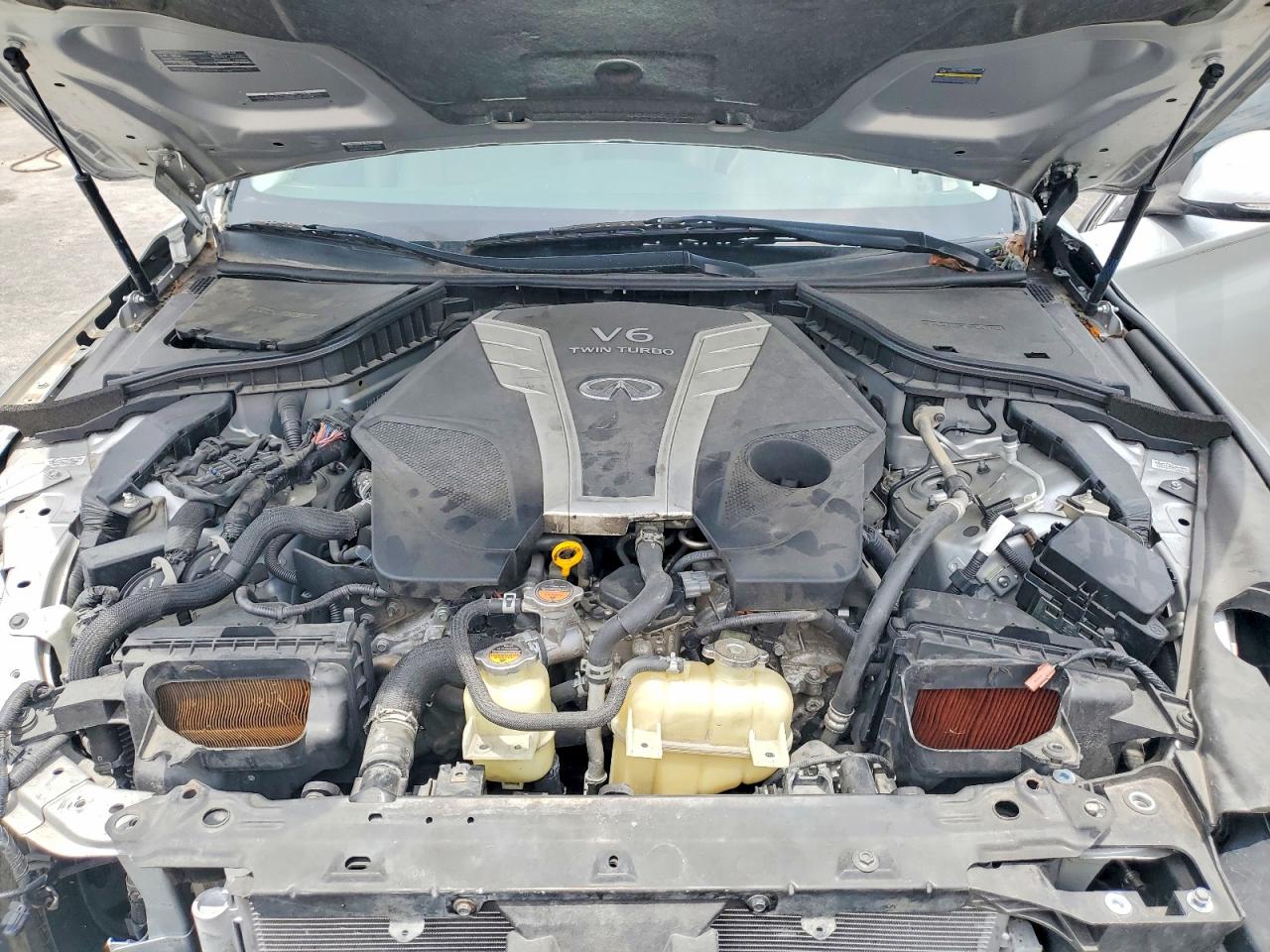 2017 INFINITI Q50