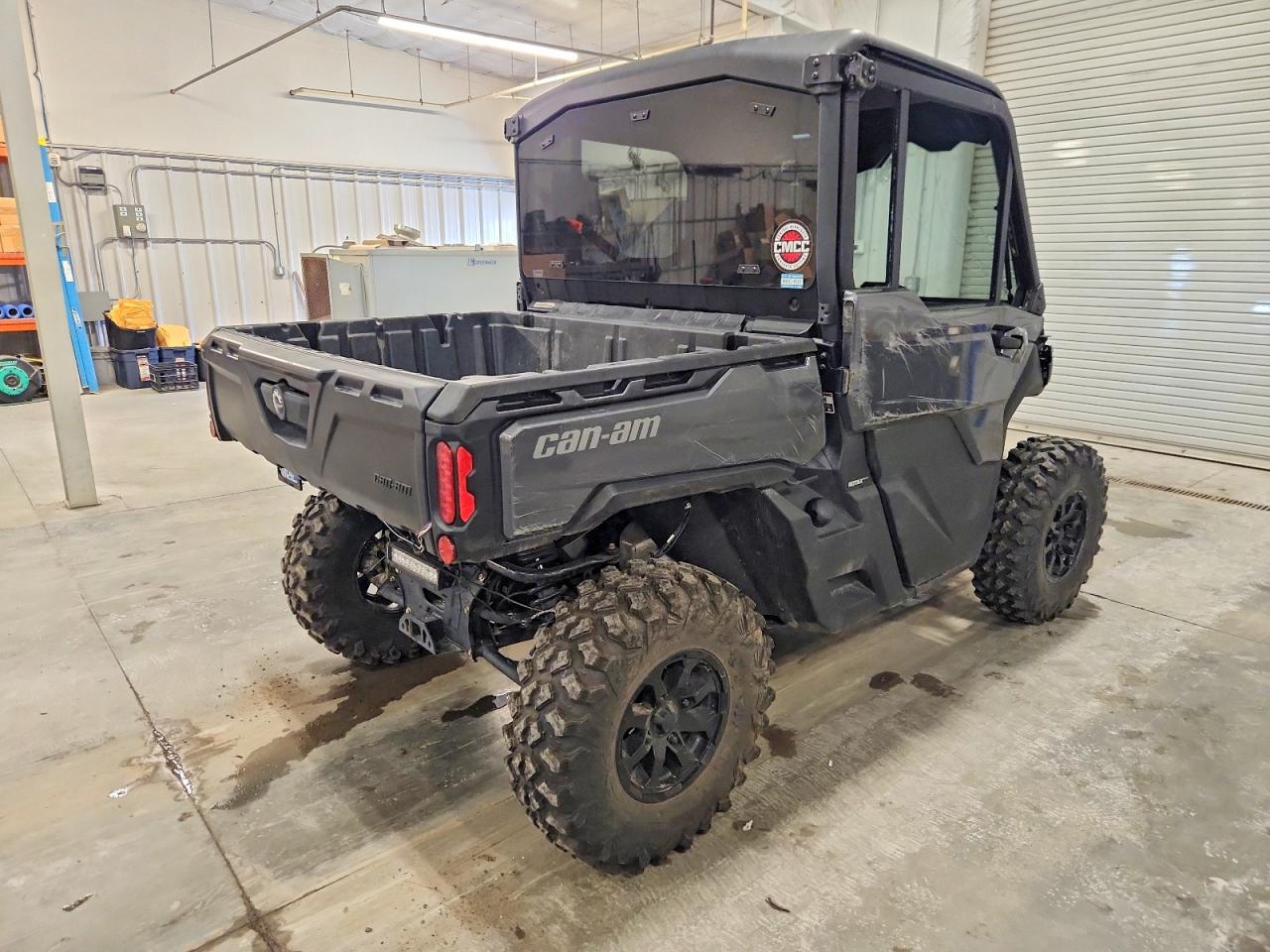2023 CAN-AM DEFENDER