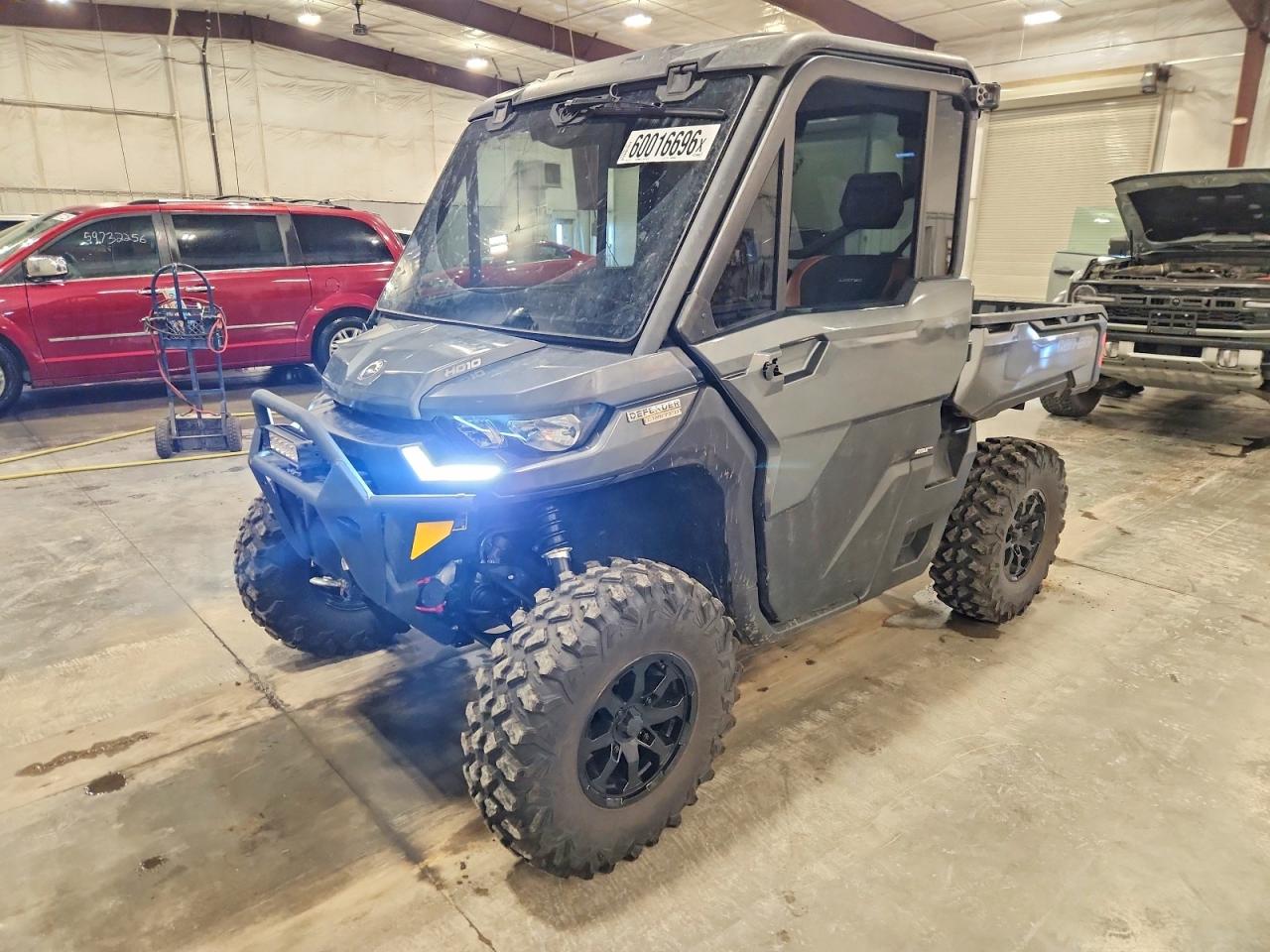 2023 CAN-AM DEFENDER