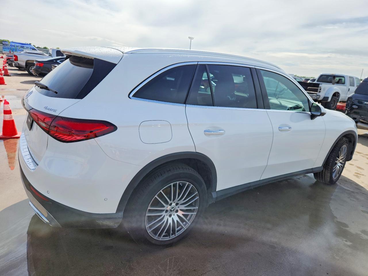 2025 MERCEDES-BENZ GLC-CLASS