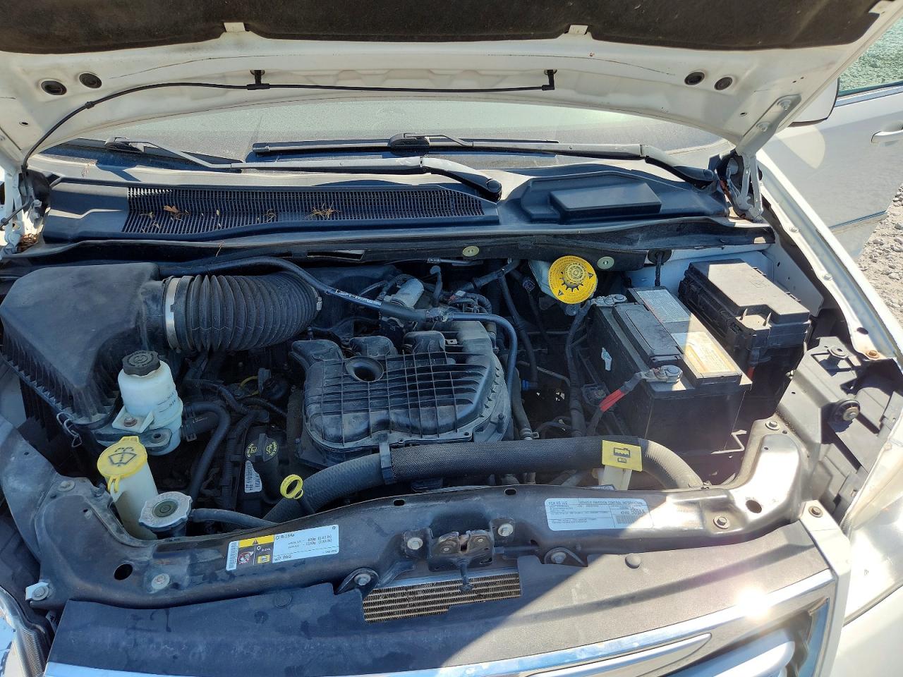 2016 CHRYSLER MINIVAN