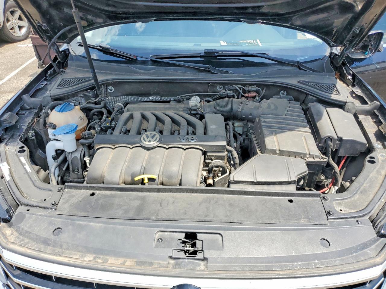 2017 VOLKSWAGEN PASSAT