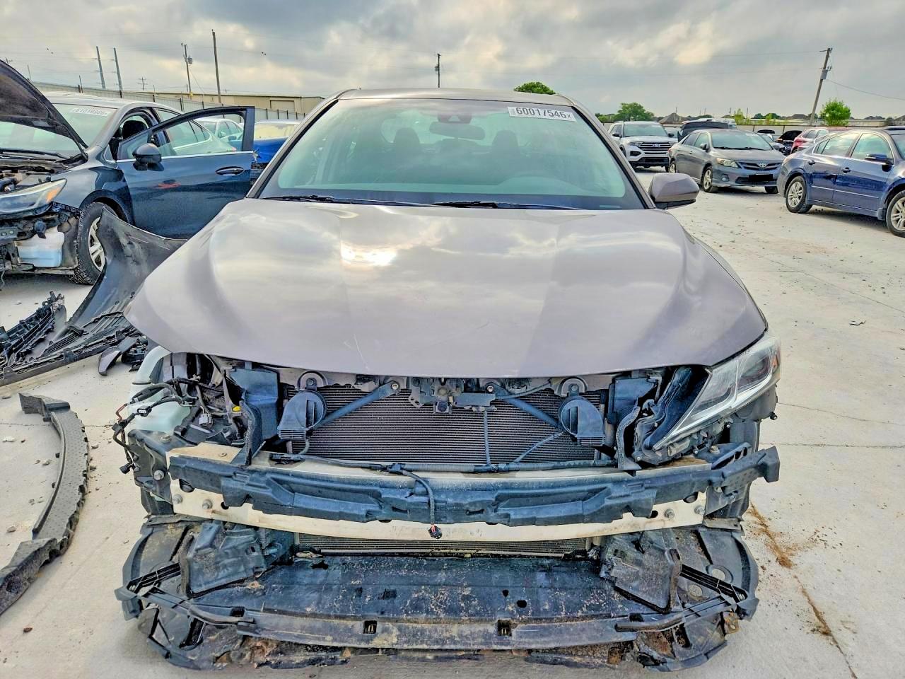 2018 TOYOTA CAMRY