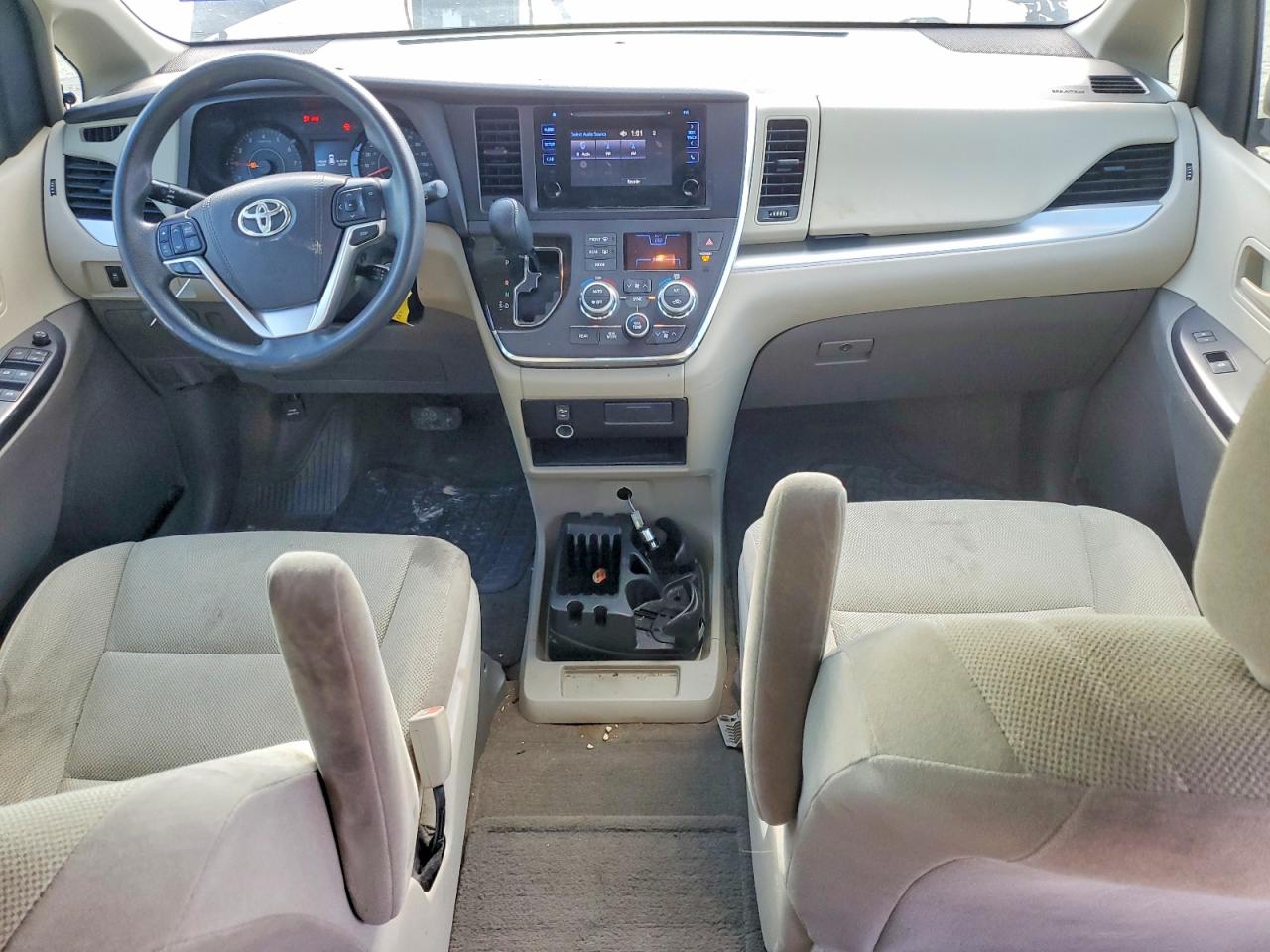 2015 TOYOTA SIENNA