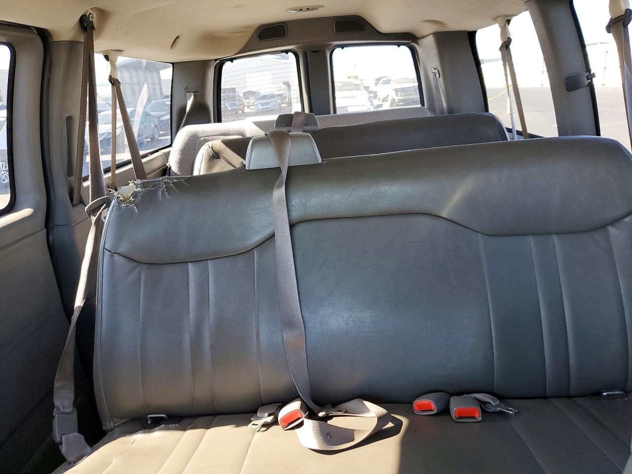2006 CHEVROLET EXPRESS
