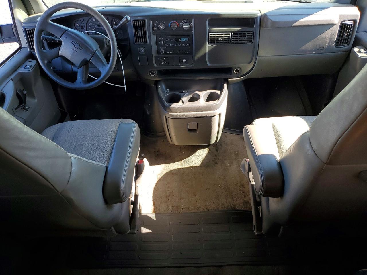 2006 CHEVROLET EXPRESS