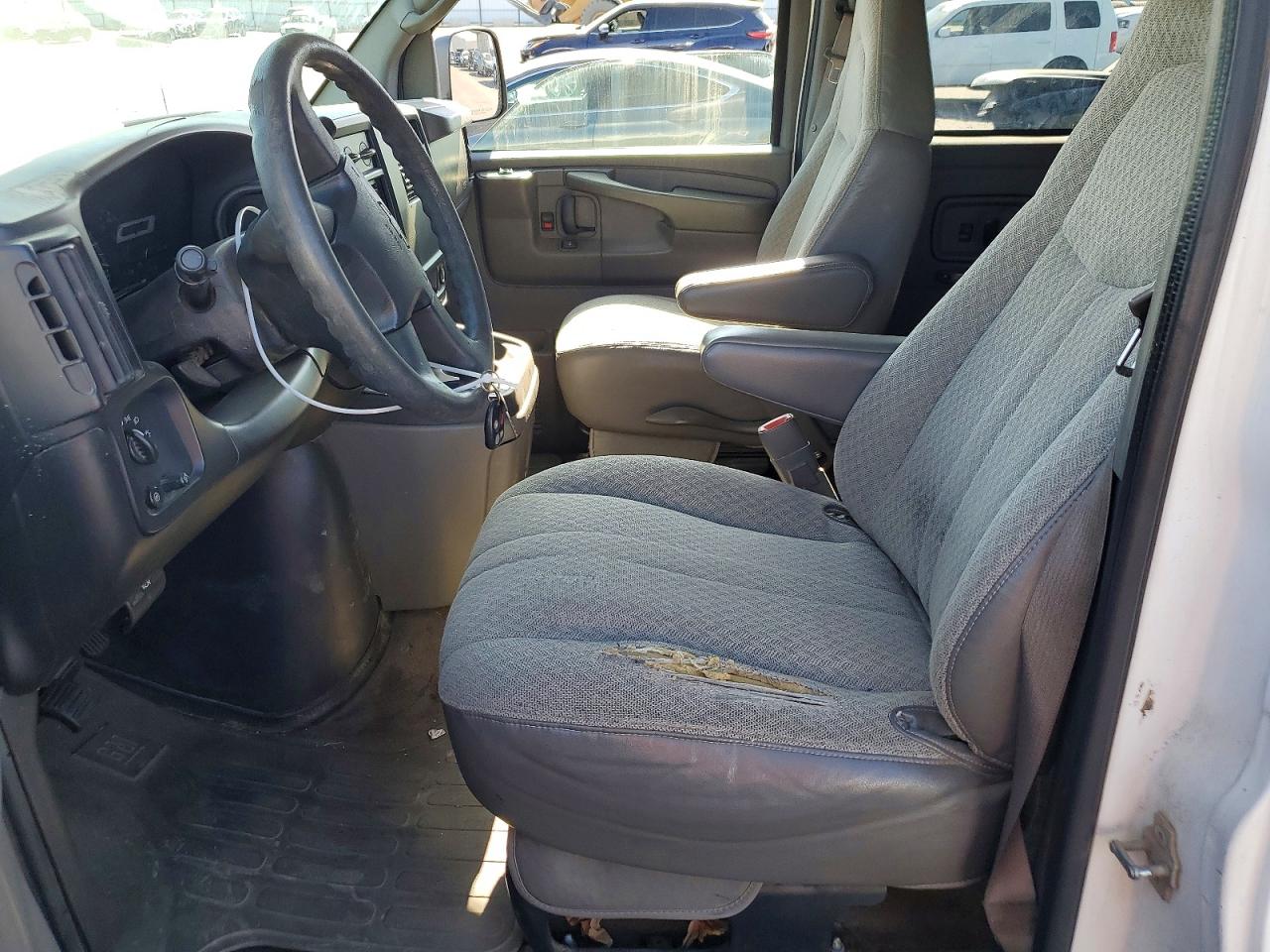 2006 CHEVROLET EXPRESS